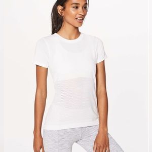 Lululemon Breeze By‎ Short Sleeve